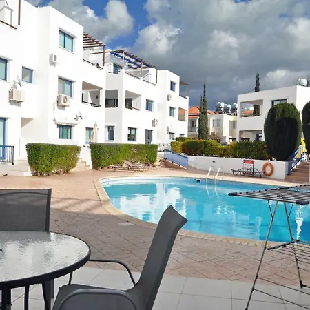 Sapphire Apartment